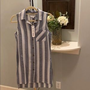Collar shirt dress with buttons